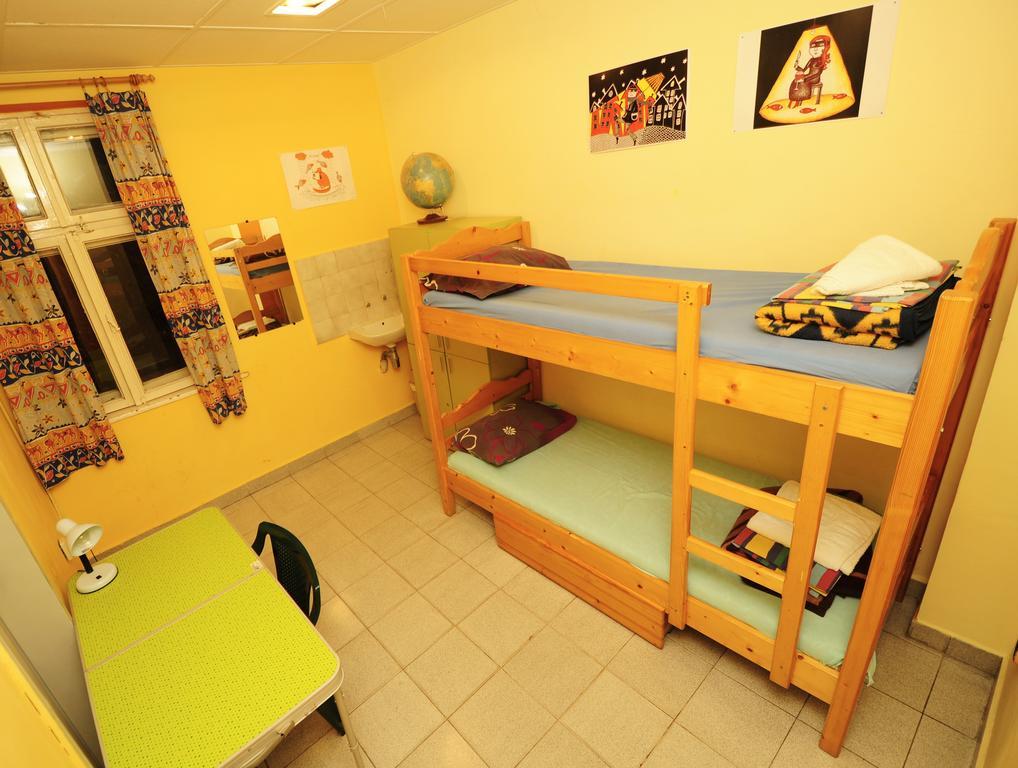 Yo Ho Hostel Warna Exterior foto