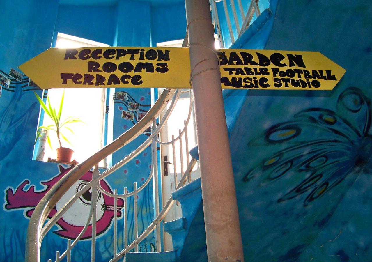 Yo Ho Hostel Warna Exterior foto